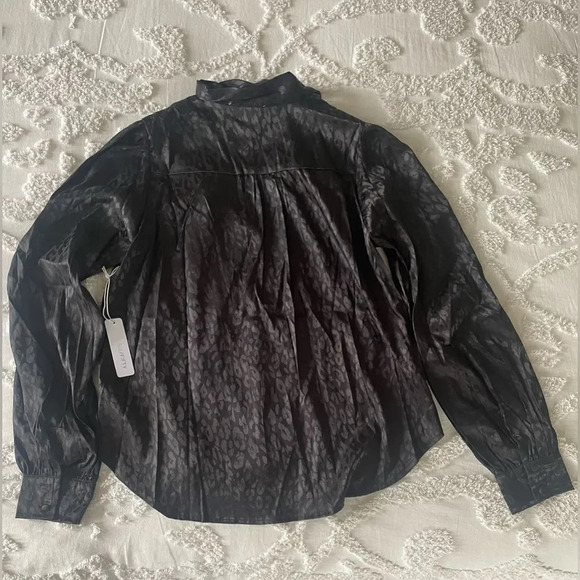 Six/Fifty Cheetah Print Button-Up Blouse - Picture 2 of 4